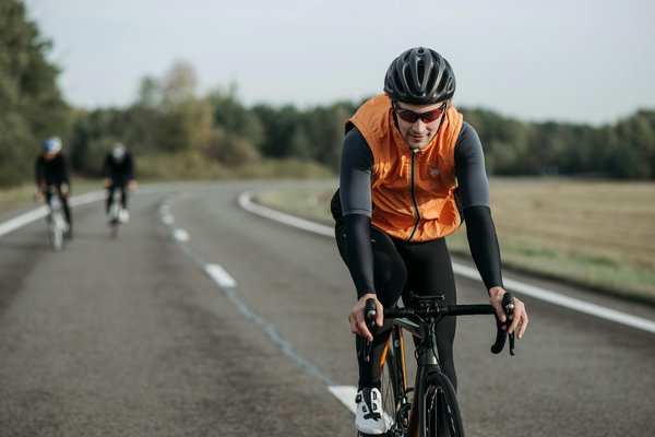 Le casque vélo route idéal pour allier style et sécurité